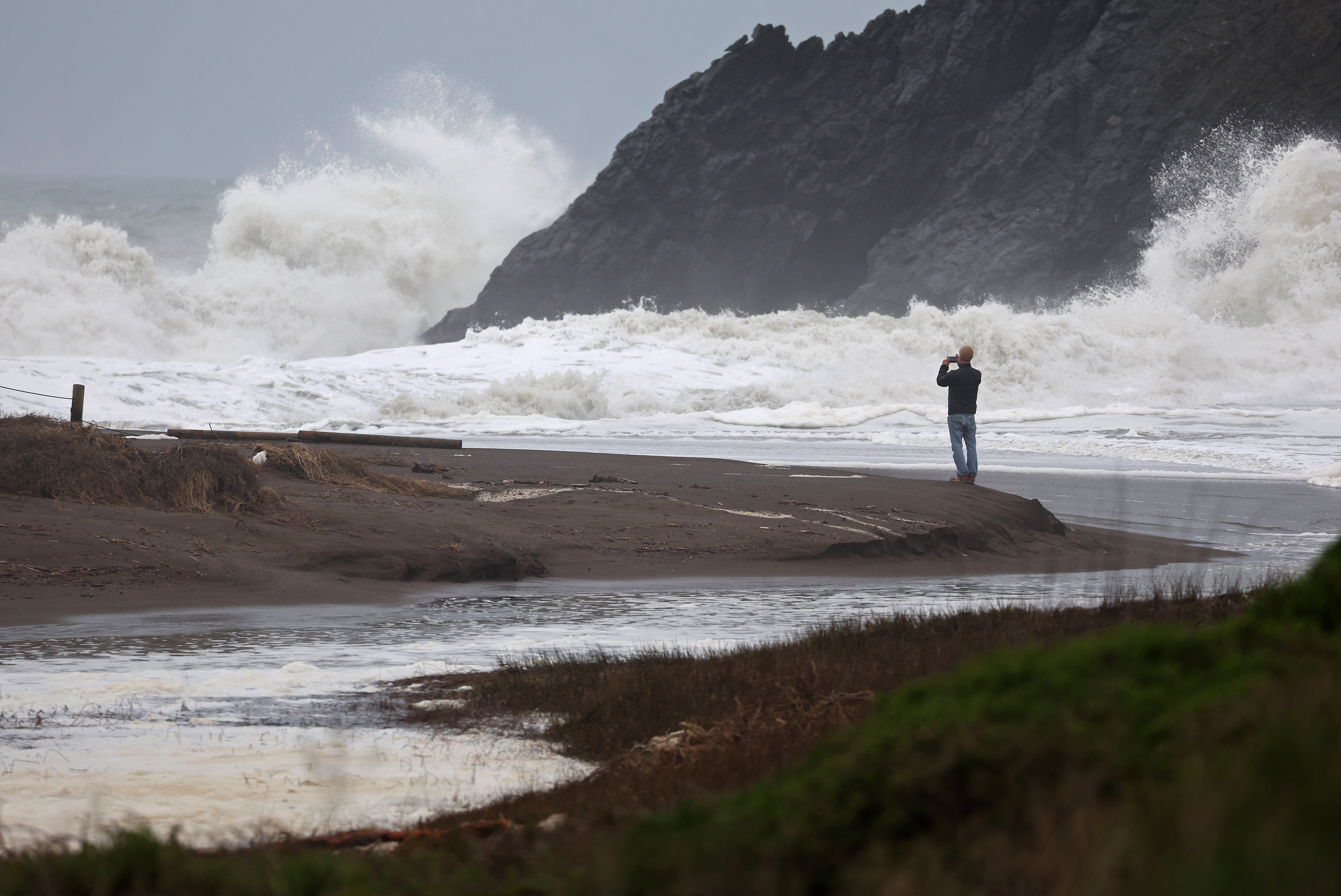 The next seismic magnitude 8.0 earthquake to shake the Pacific Northwest could sink it. The region is overdue