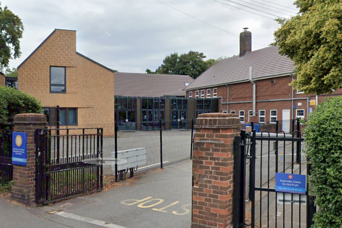 IT teacher struck off after refusing to delete photographs of schoolgirl