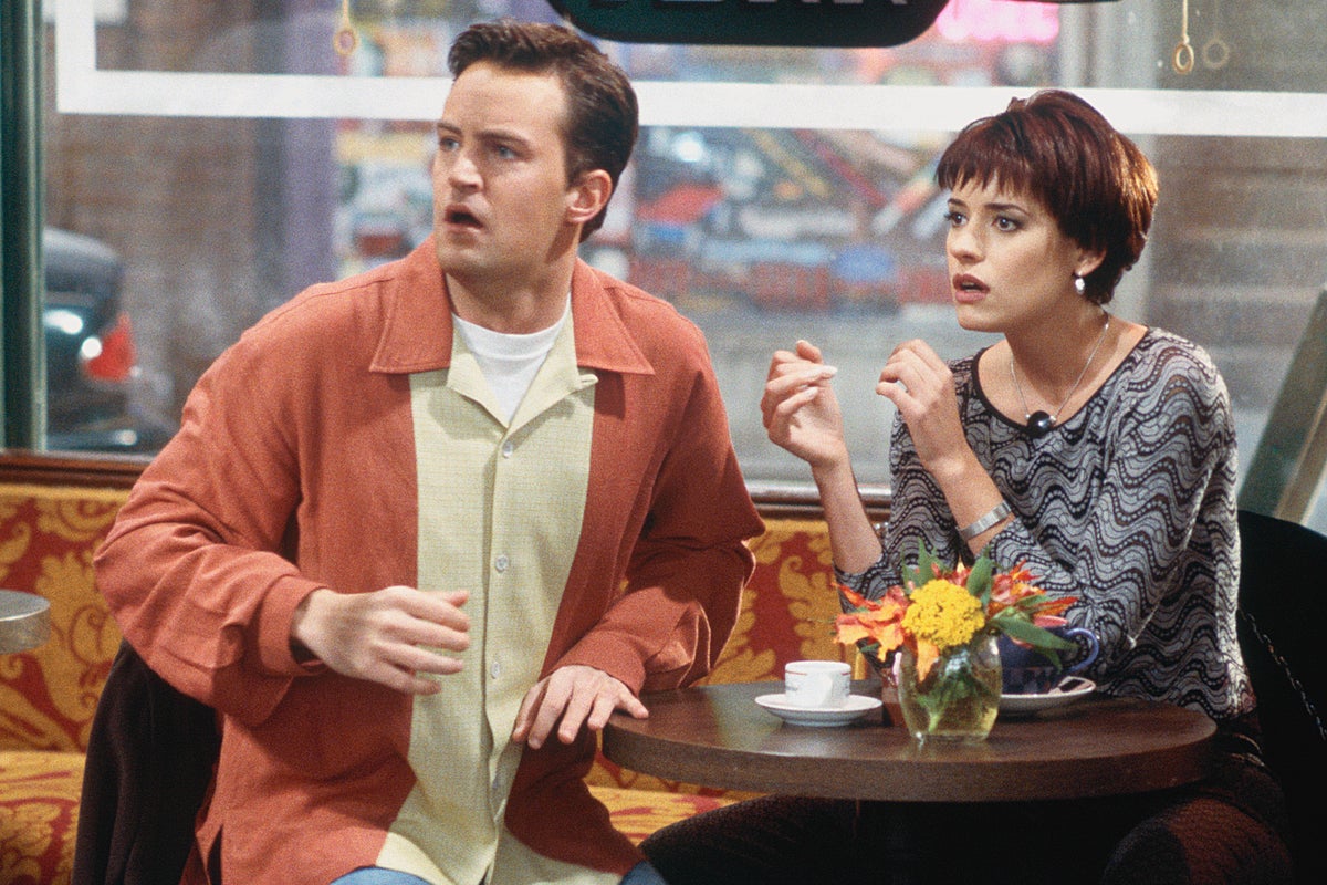 Friends star recalls Matthew Perry’s ‘gentlemanly’ reaction to her wardrobe mishap Friends star recalls Matthew Perry’s ‘gentlemanly’ reaction to her wardrobe mishap