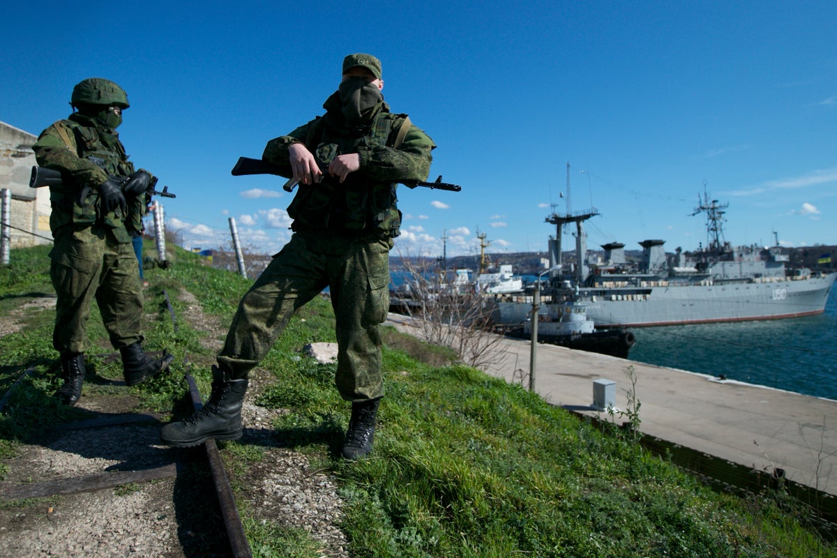 Trump suggests both Ukraine and Russia will have to give up land for peace