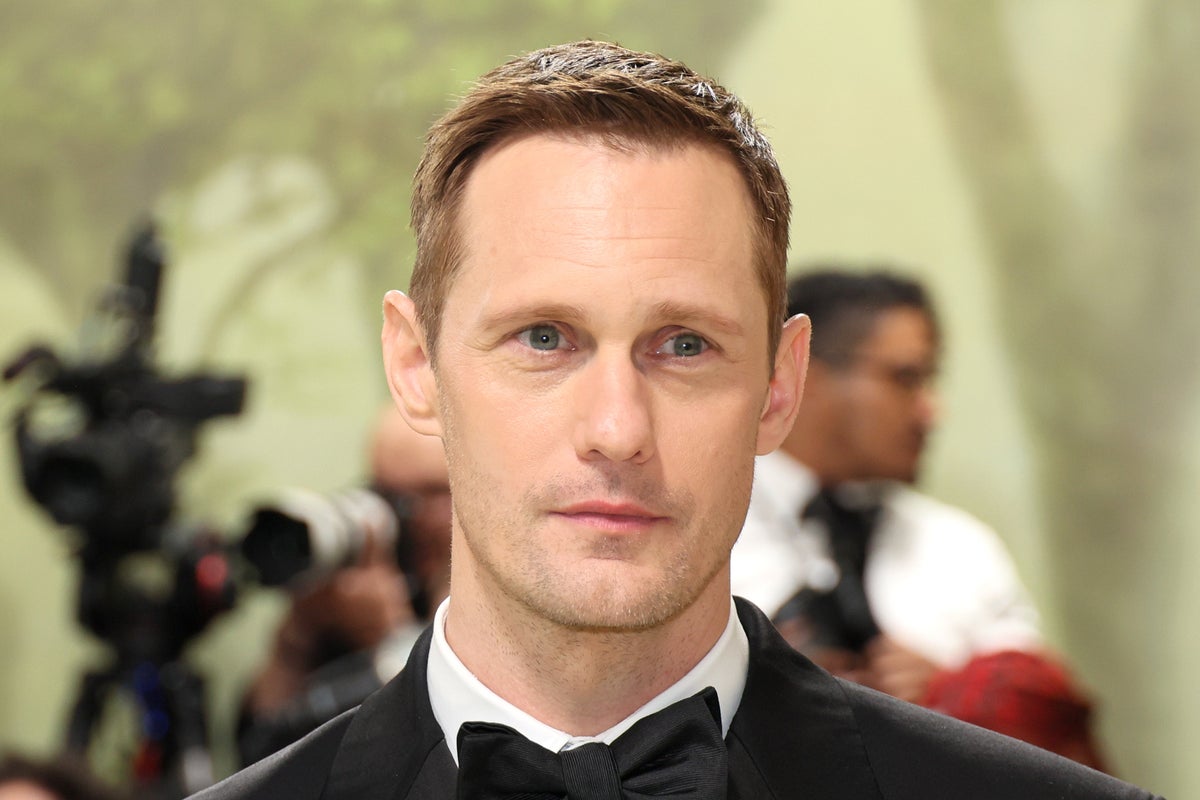Alexander Skarsgård to ‘pitch’ different kind of James Bond to Amazon Alexander Skarsgård to ‘pitch’ different kind of James Bond to Amazon