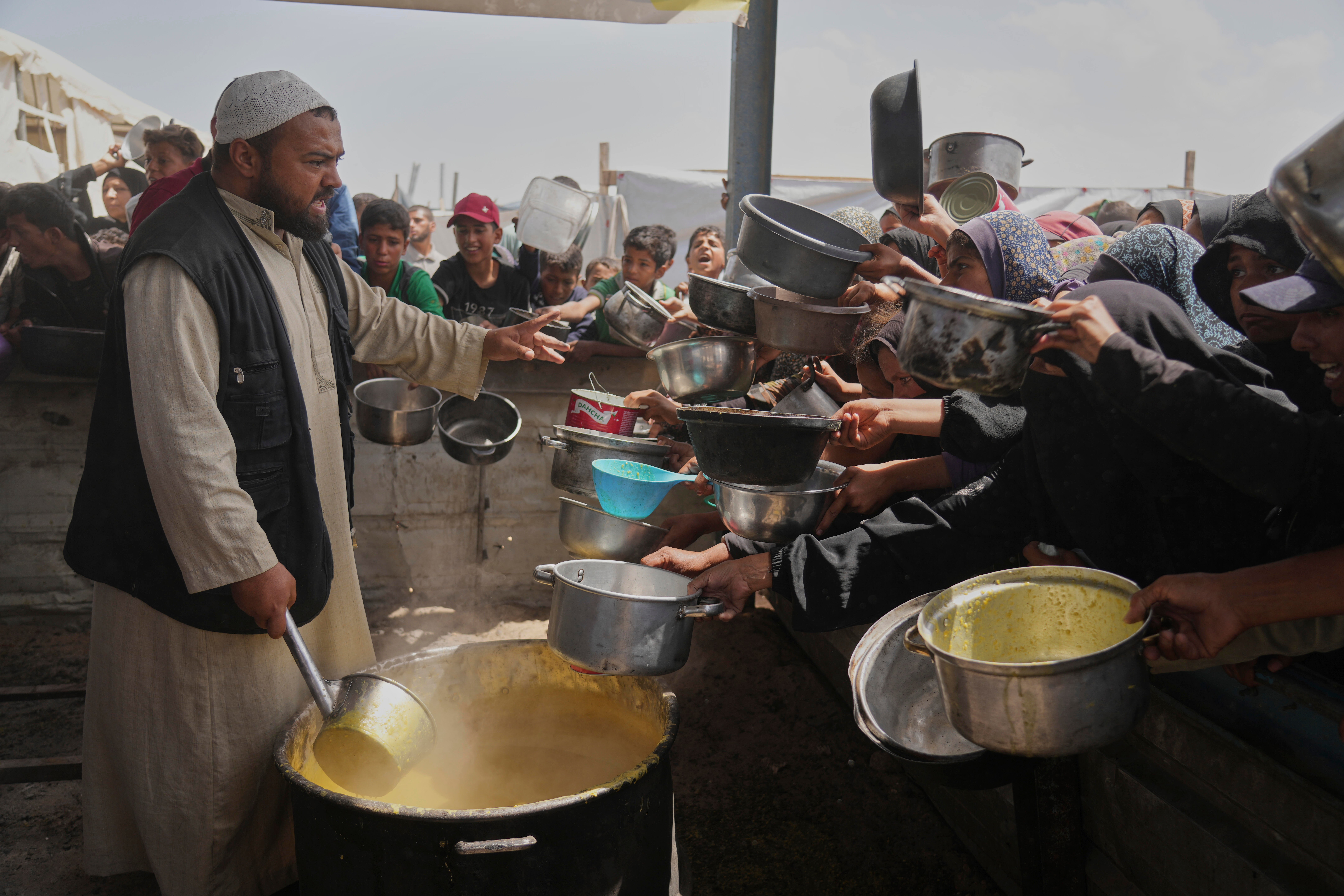 ISRAEL-PALESTINOS-AYUDA