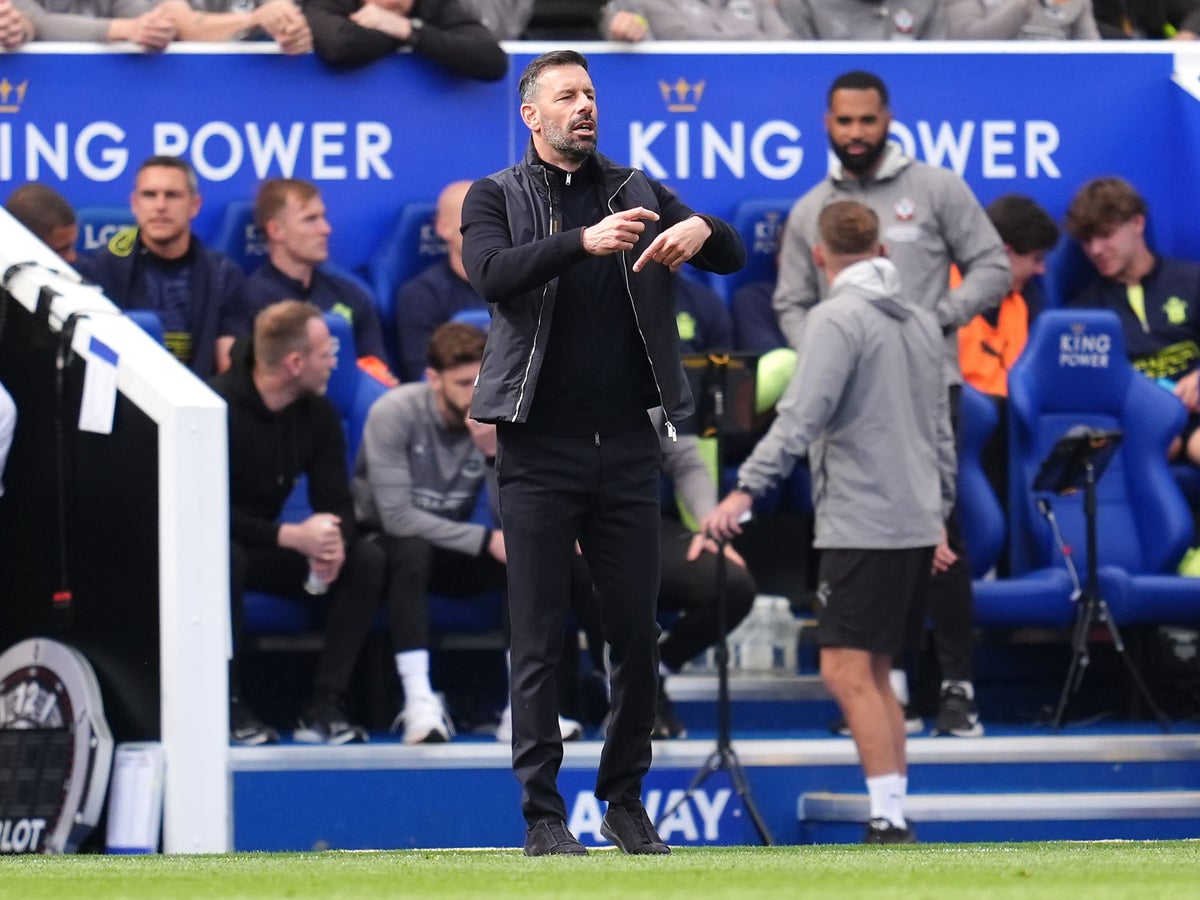 Ruud van Nistelrooy relieved as Leicester end goal drought in win over  Saints | The Independent