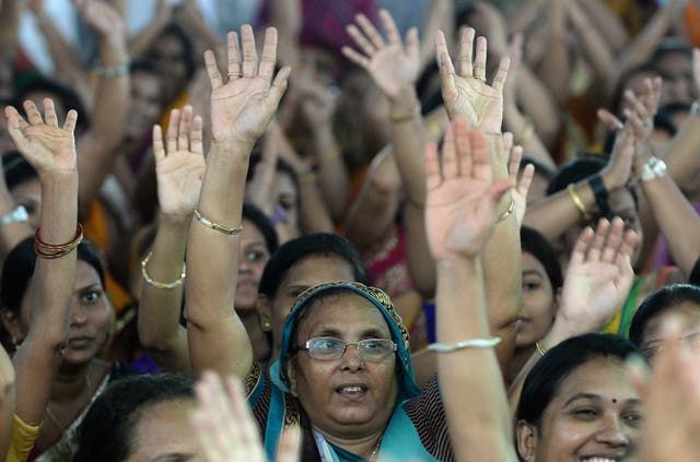 <p>File. Jains chant religious slogans during a protest against Rajasthan High Court’s order on Santhara</p>