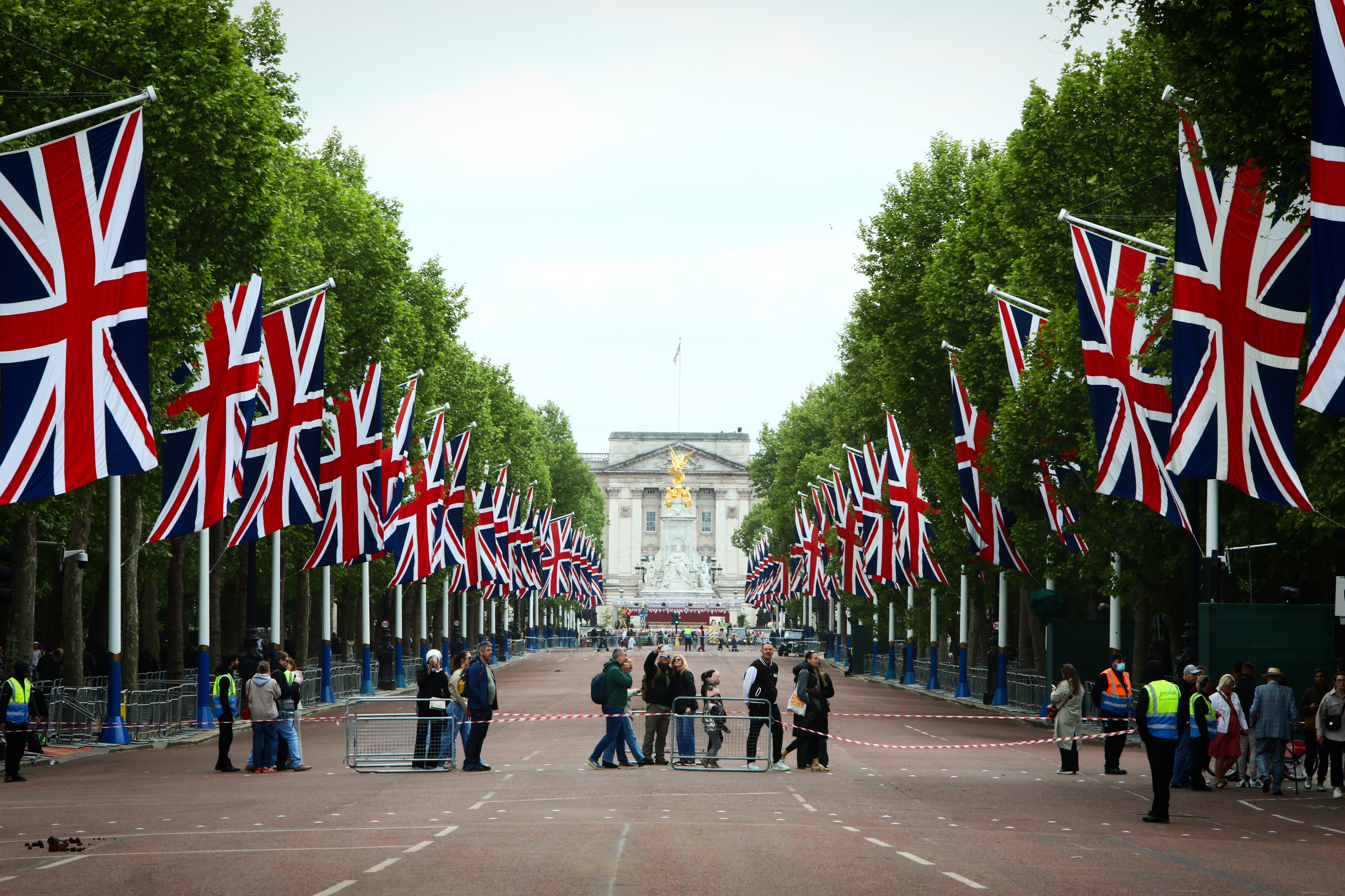 Le centre commercial a été préparé pour la victoire dans les célébrations de la Journée de l'Europe