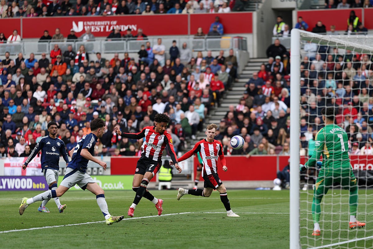 Brentford vs Manchester United LIVE: Hosts bring visitors back down to earth in seven-goal thriller