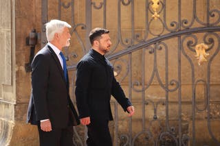 Czech president Petr Pavel welcomes Ukraine's president Volodymyr Zelensky to Prague Castle