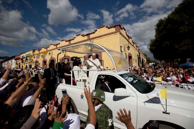 PAPA-PUEBLOS INDÍGENAS