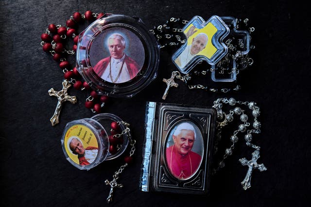 Vatican Conclave Souvenirs Photo Gallery