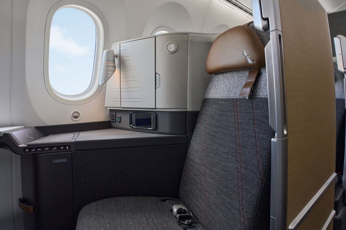American Airlines’ Flagship Suite business class to debut in June on these routes
