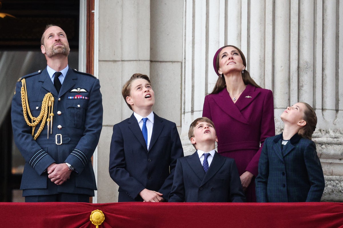 Watch: Young and senior royals watch VE Day flypast from Buckingham Palace balcony
