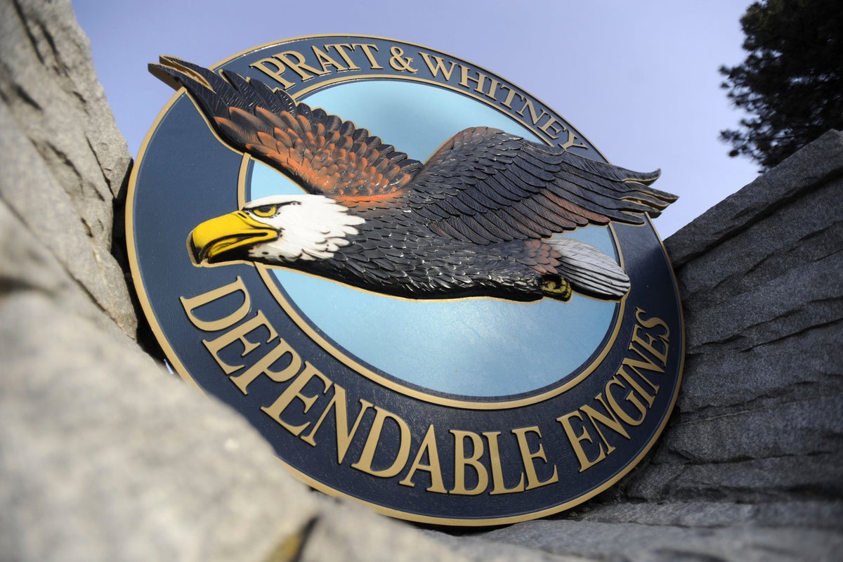 Jet engine maker Pratt & Whitney reaches tentative agreement with striking machinists