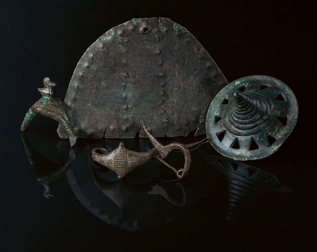 <p>Early Iron Age metal finds from Somlo hill</p>