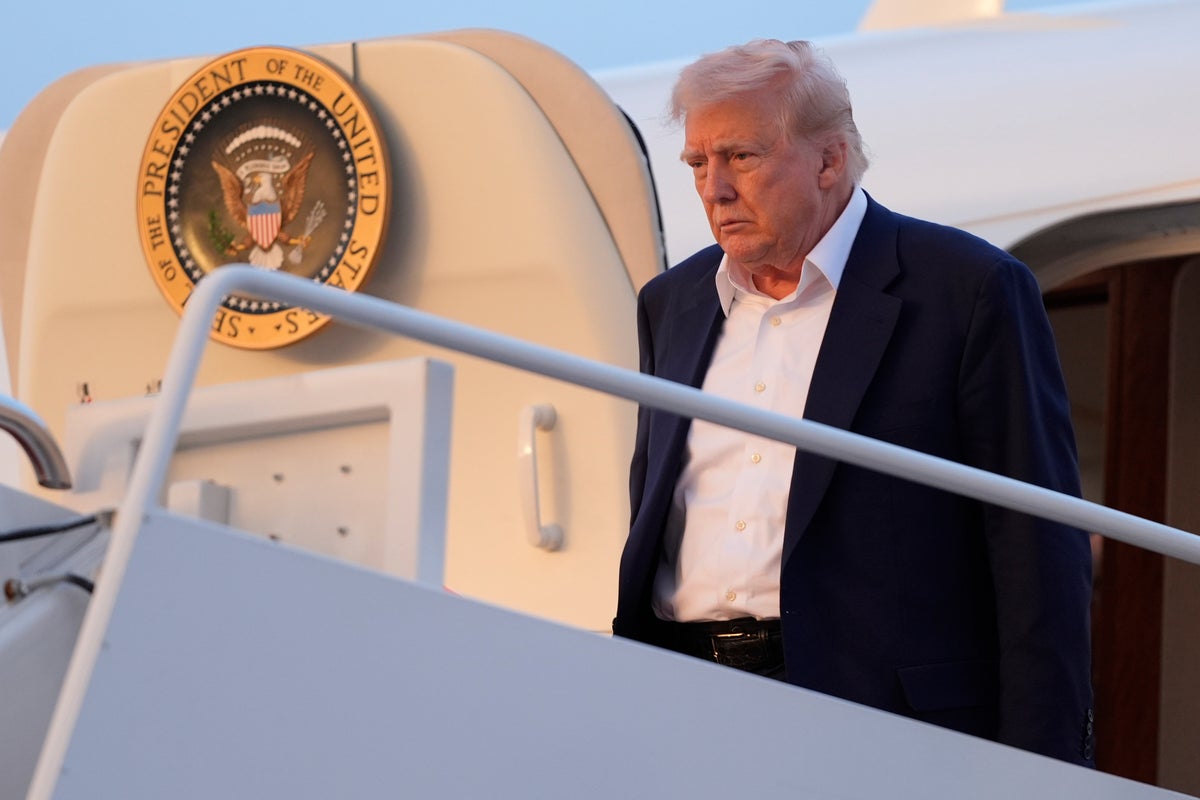 Reports claim Trump will be gifted new Air Force One worth $400m from Qatar royal family