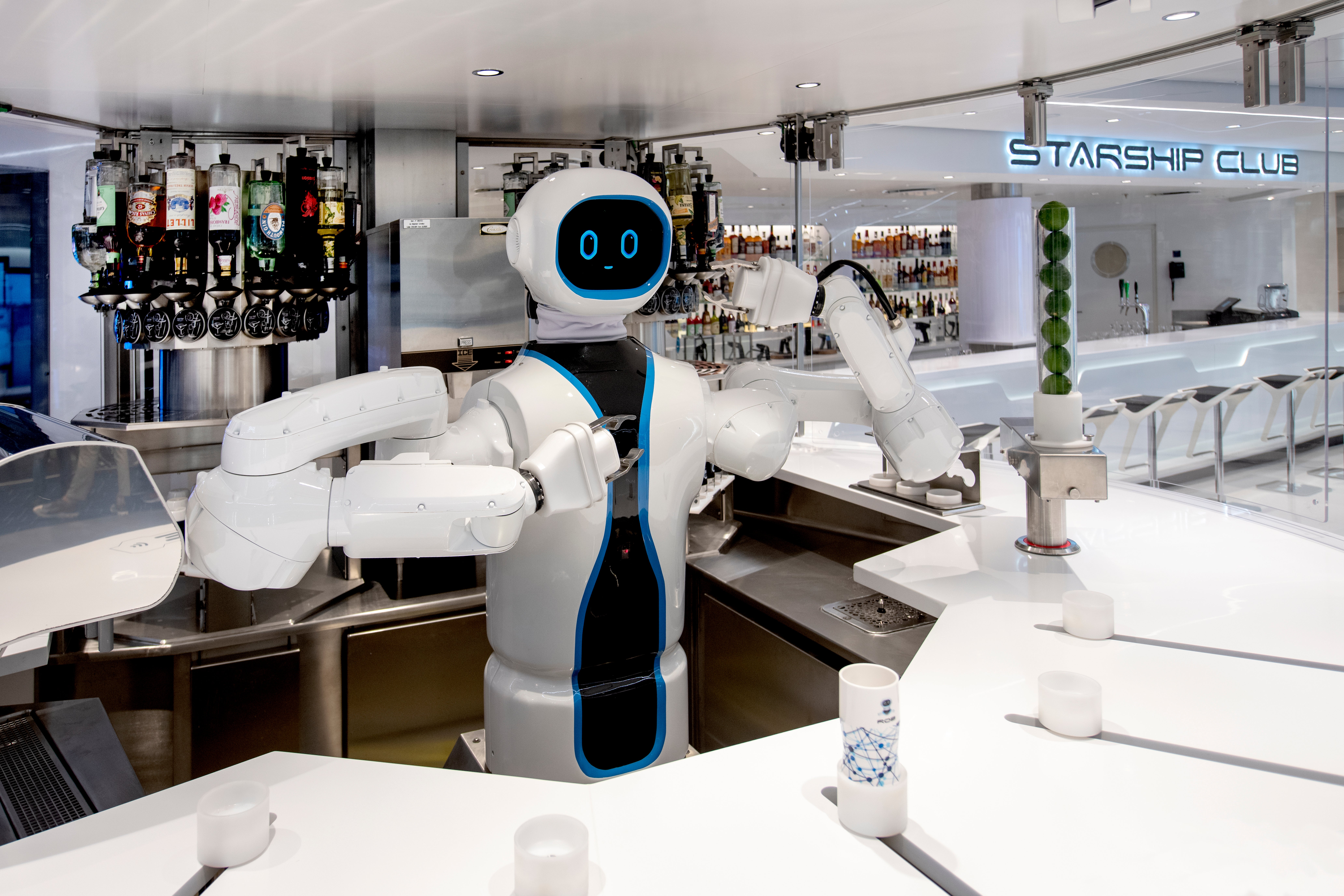 Enjoy a cocktail that made Rob The Robot Bartender on the MSC Virtuosa ship