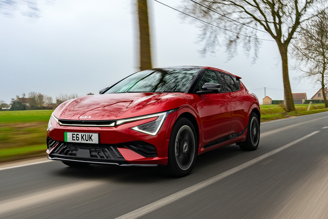 <p>The Kia EV6’s 84kW battery tops up in just 18 minutes on a suitable charger</p>