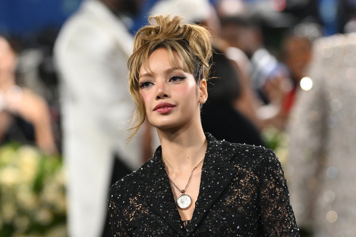 Did White Lotus star Lisa Manobal really wear Rosa Parks embroidered on her Met Gala outfit? 