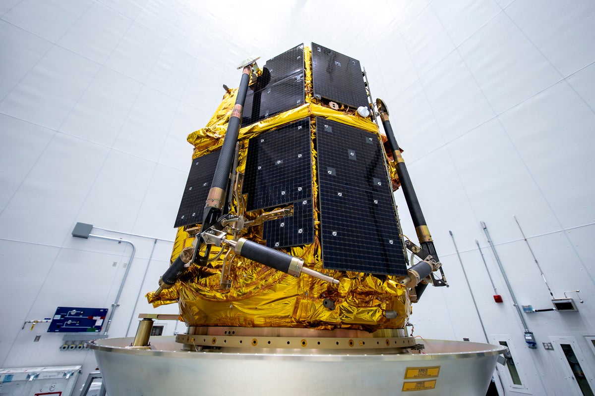 Private Japanese lunar lander enters orbit around moon ahead of a June touchdown