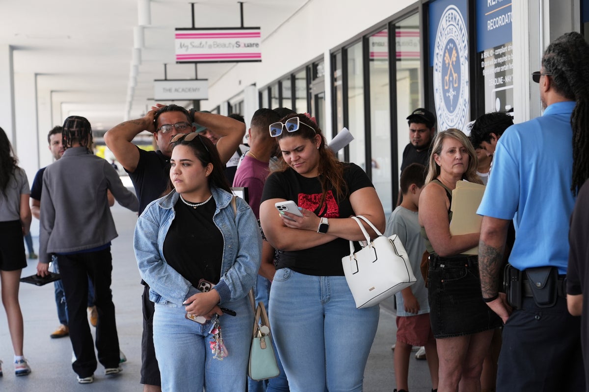 Most travelers must have a REAL ID now to fly within the US