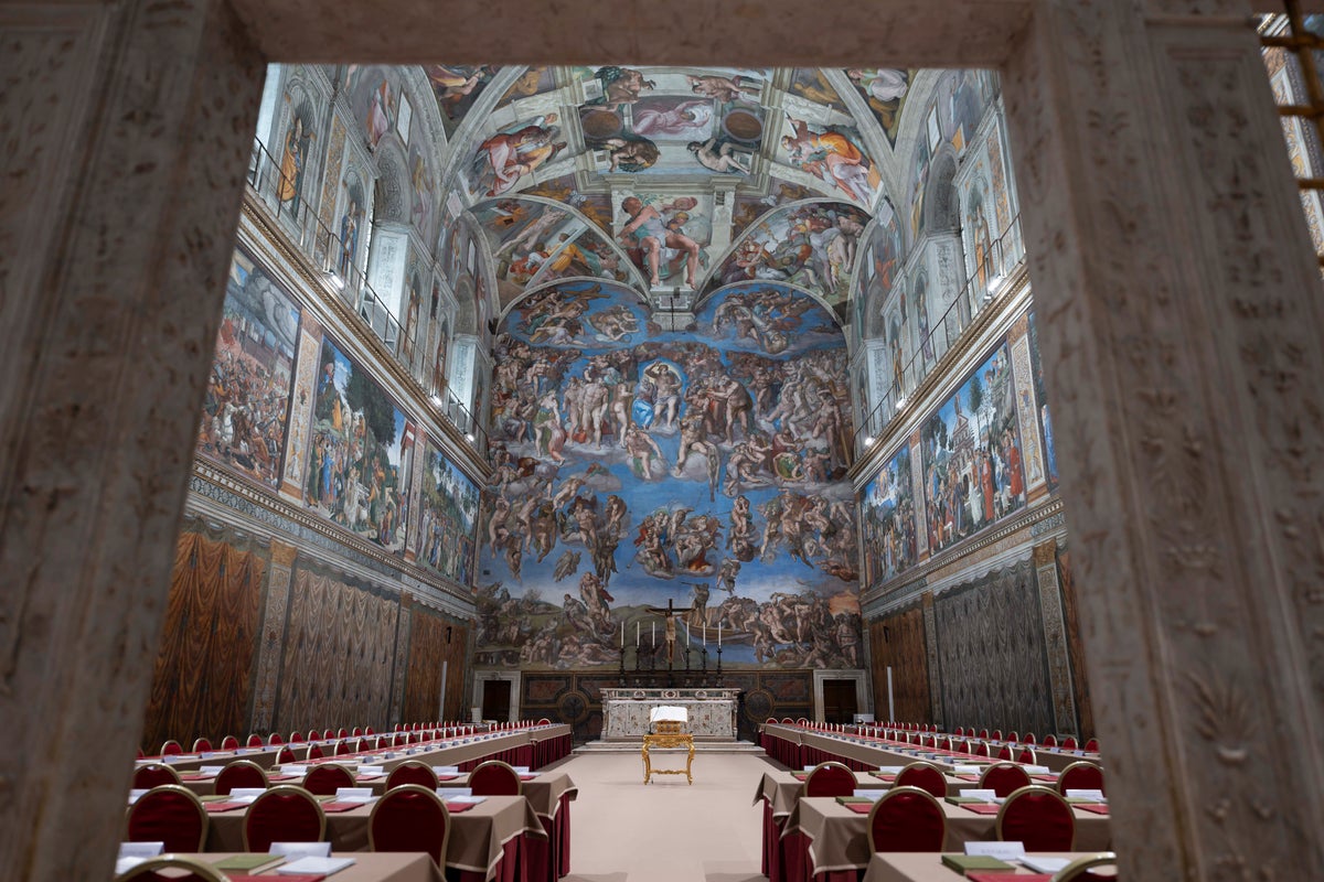 https://static.independent.co.uk/2025/05/07/09/Vatican_Conclave_51397.jpg?width=1200&height=800&crop=1200:800