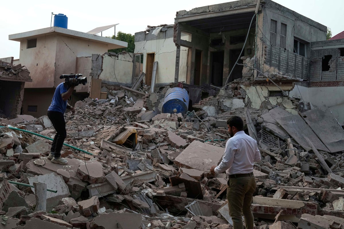 The airlines forced to cancel flights after India’s airstrike on Pakistan