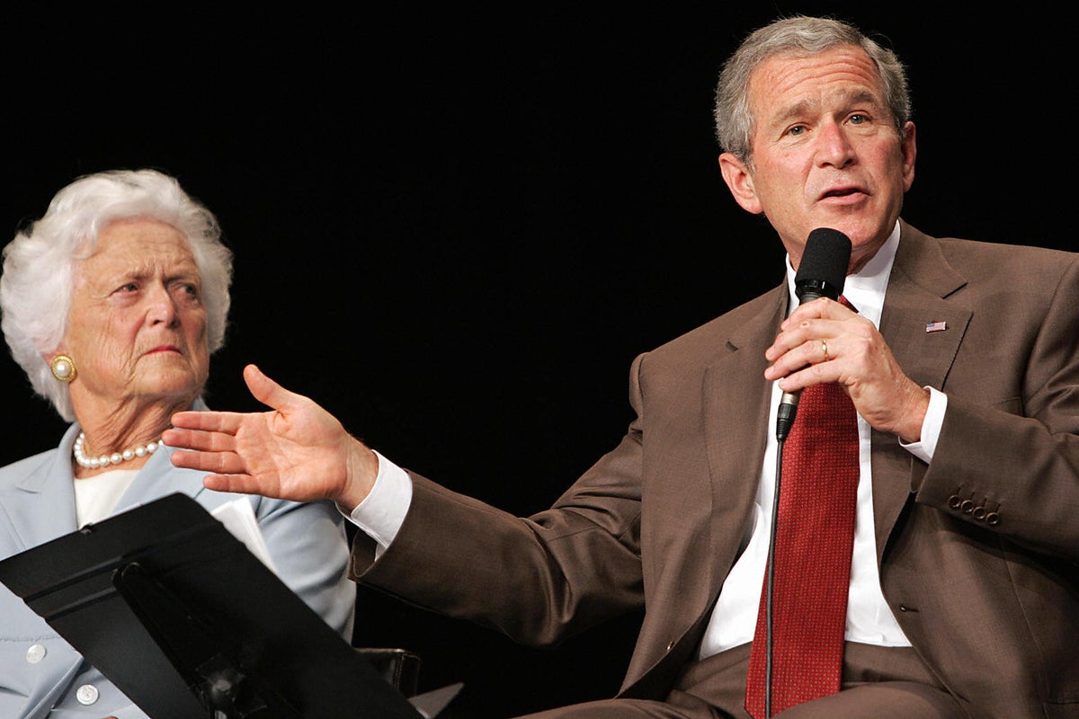 Melania hosting a White House event to honor Barbara Bush – George is skipping it
