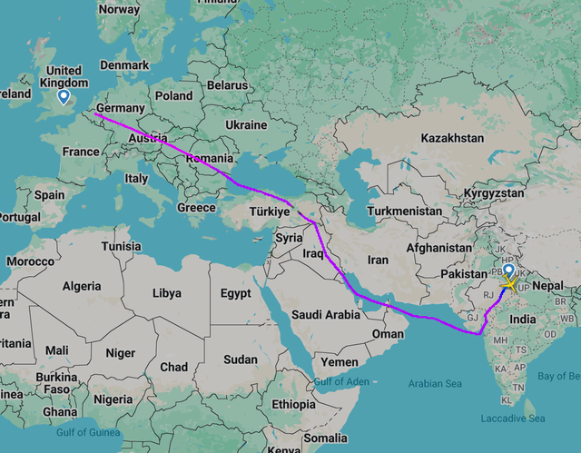 <p>Long and winding: British Airways flight BA142 route on 7 May</p>