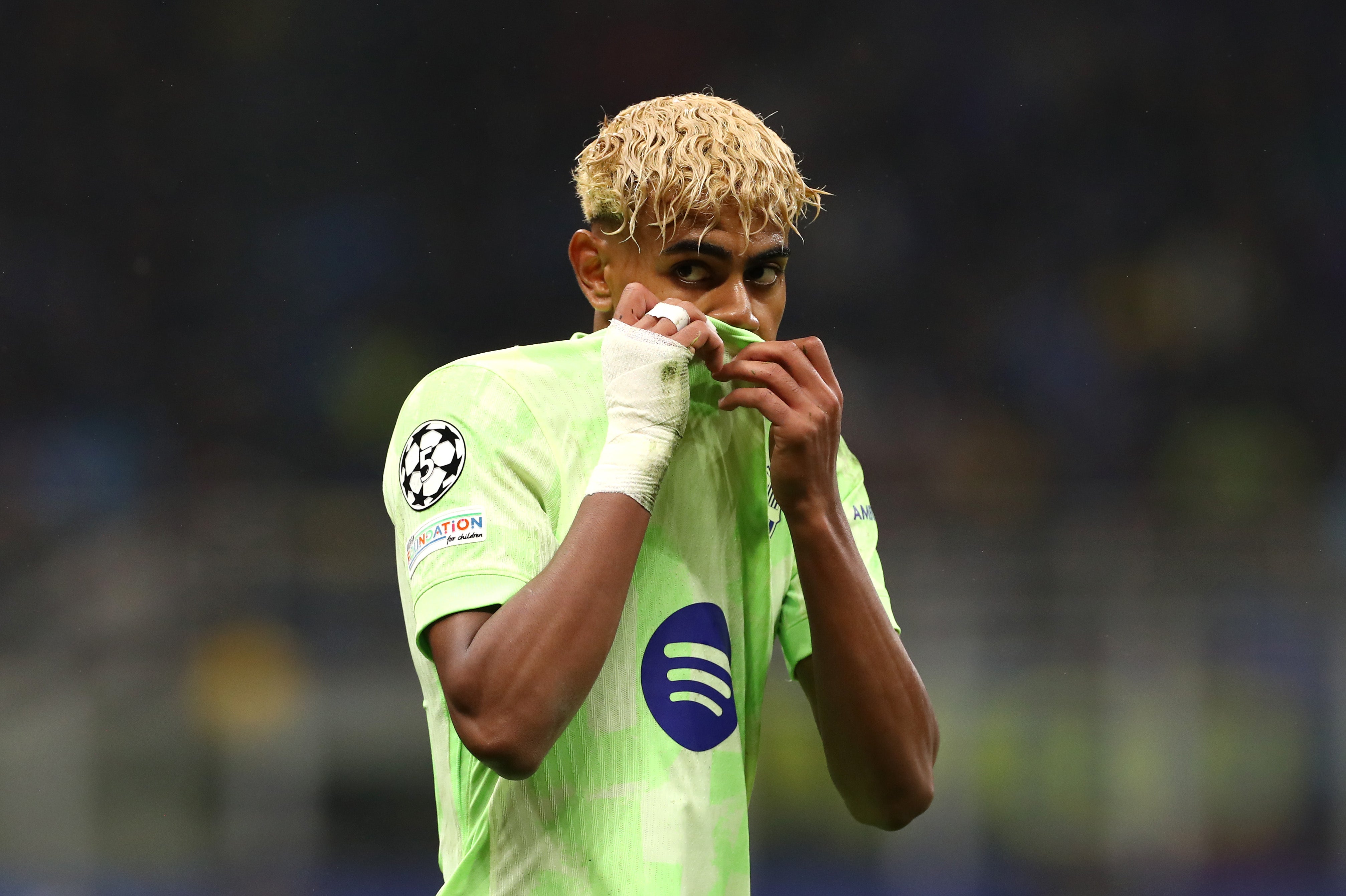 Lamine Yamal appears dejected after defeat to Inter
