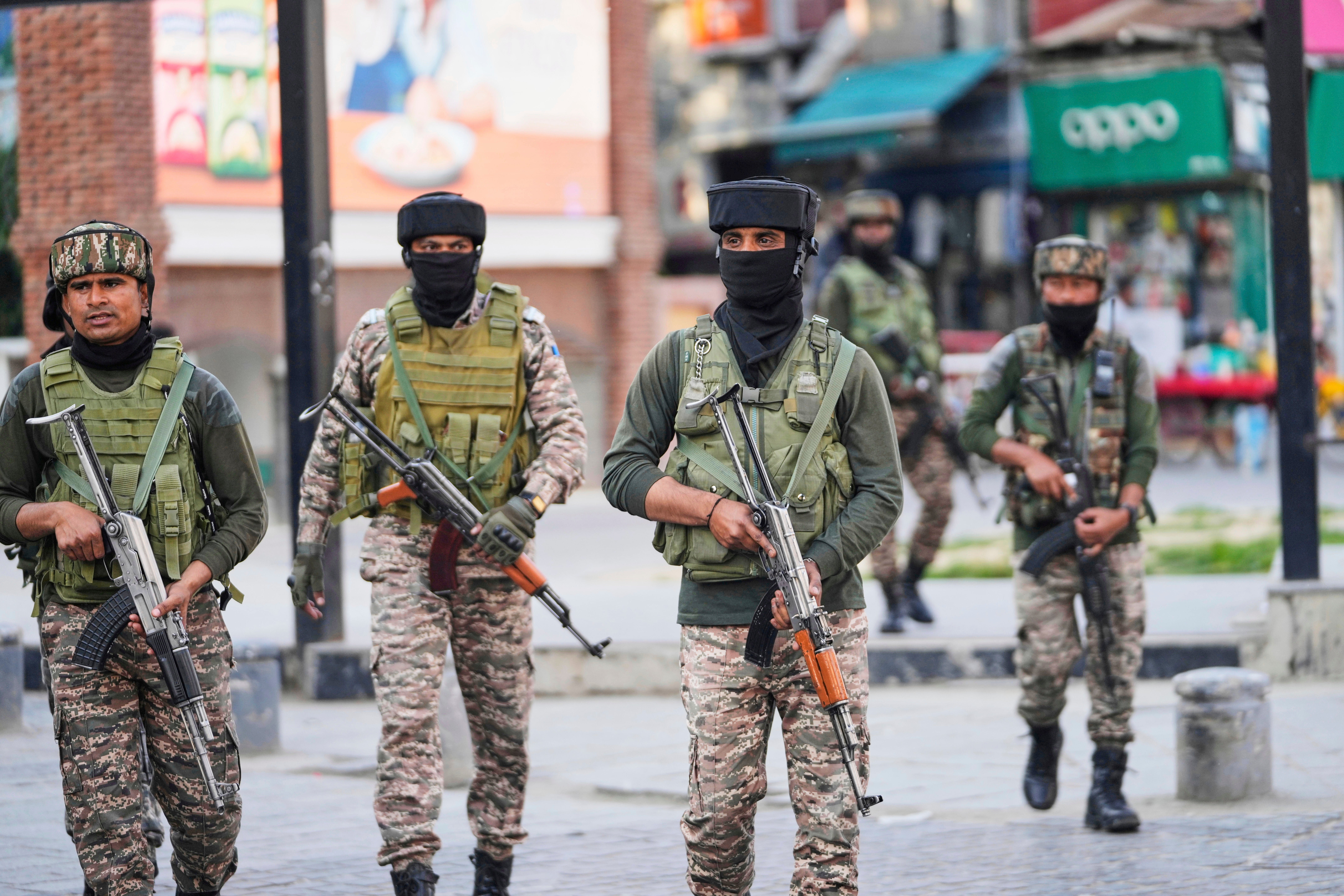 AP EXPLICA-INDIA-PAKISTAN-GUERRAS