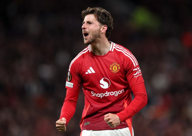 <p>Mason Mount celebrates after scoring United's equaliser</p>