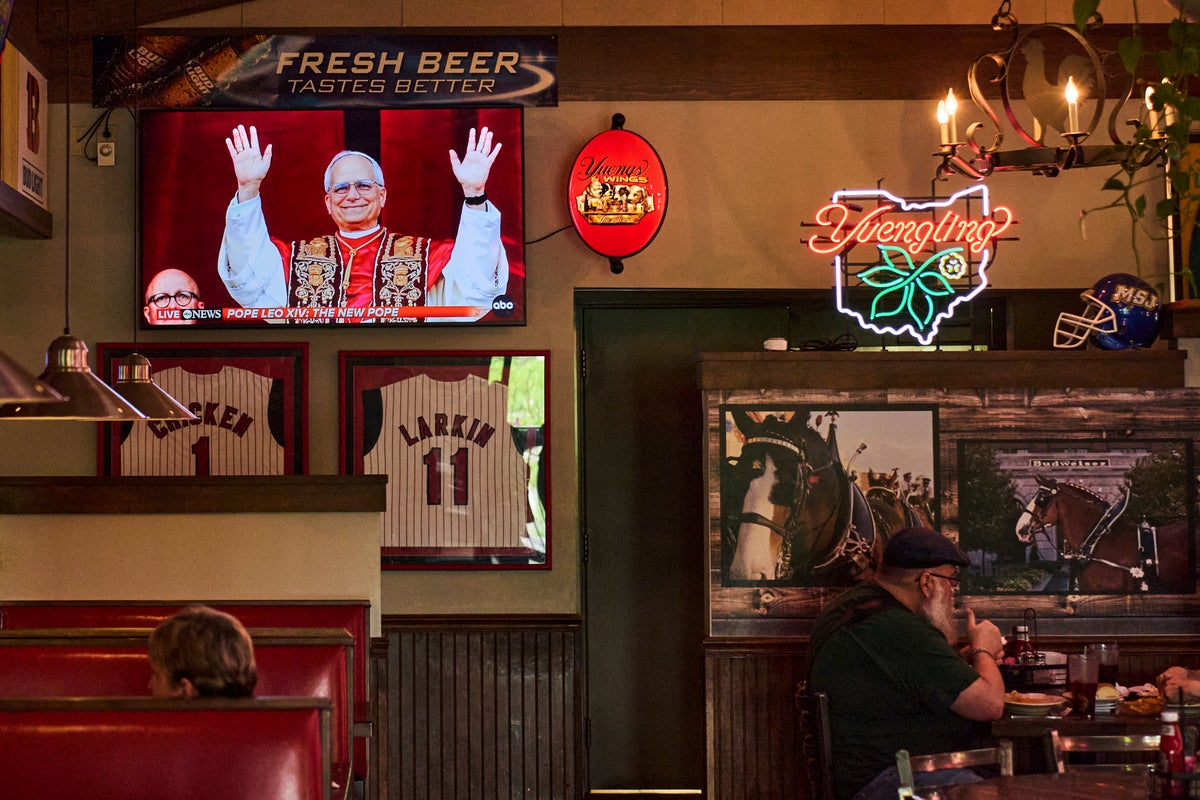 AP PHOTOS: The world reacts to new pope