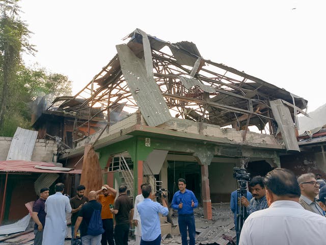 <p>International media visit of a mosque after Indian strikes in Muzaffarabad, the capital of Pakistan-administered Kashmir, on 7 May 2025</p>