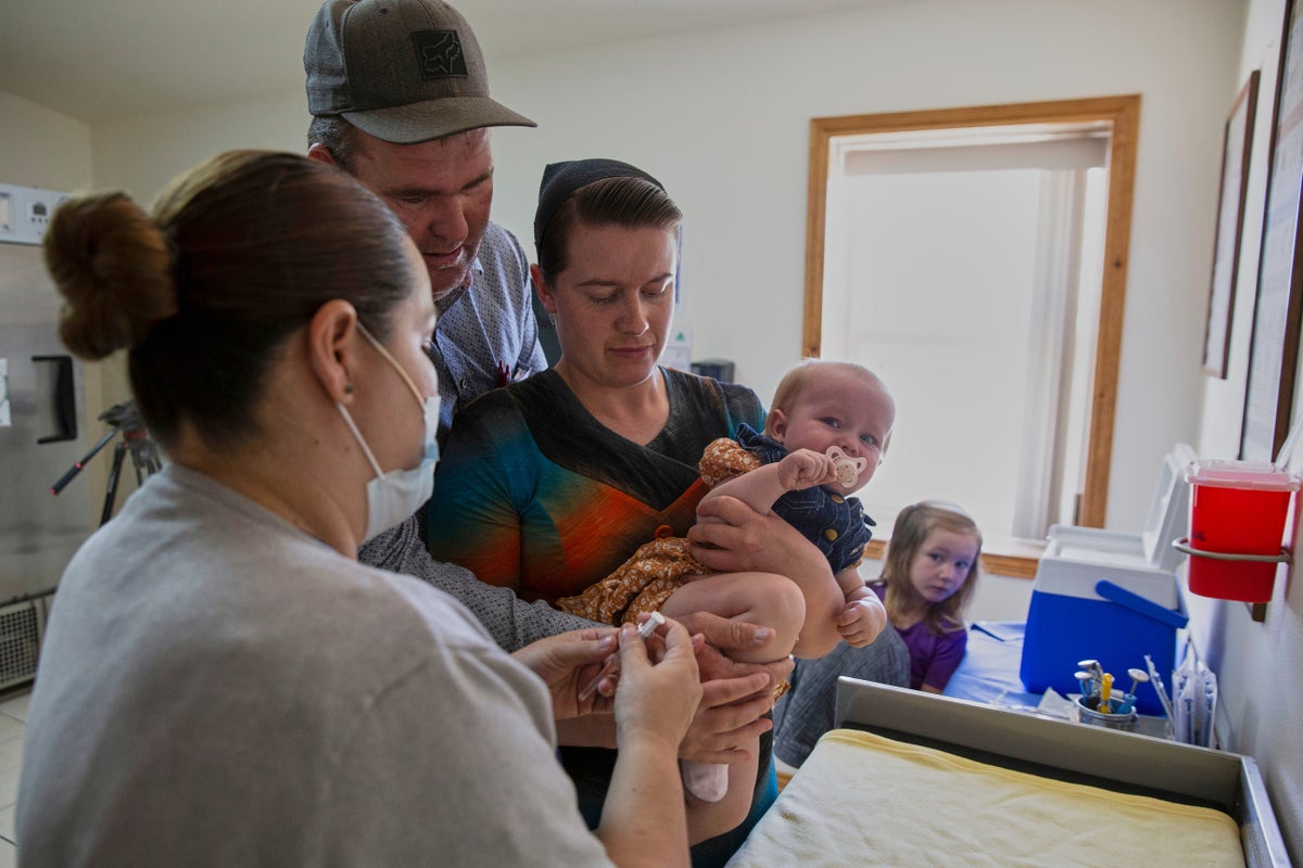 Vaccine teams in Mexico scramble over measles outbreak rippling out from Mennonite community