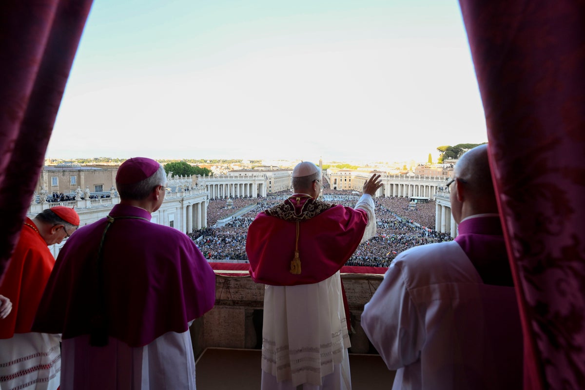 The Latest: Pope Leo XIV prepares to celebrate his first Mass as pontiff a day after his election