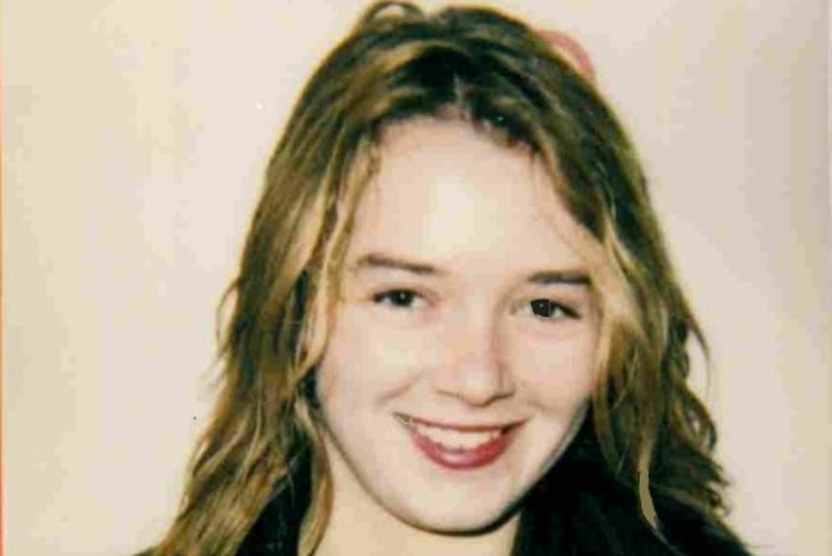 ‘Someone knows something’: Sabrina Brett’s desperate family’s plea to help solve teen’s murder 30 years on