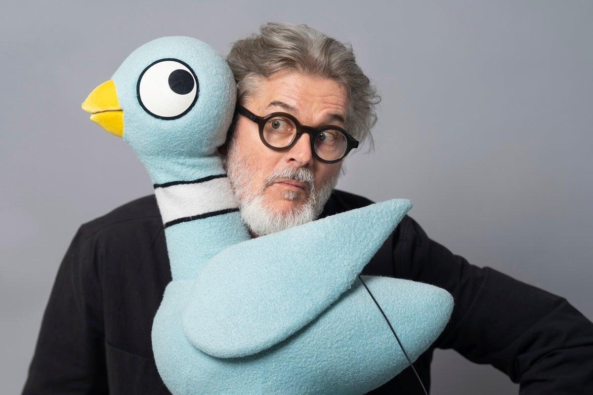 Kids author Mo Willems and The Pigeon stare down the future in a new book
