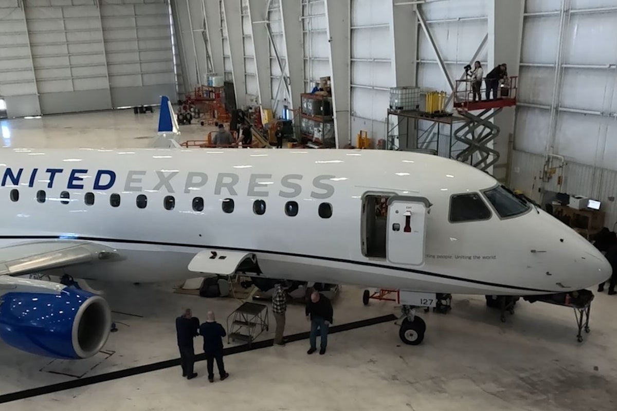 United Airlines announces debut for Elon Musk’s ‘game-changing’ in-flight ...