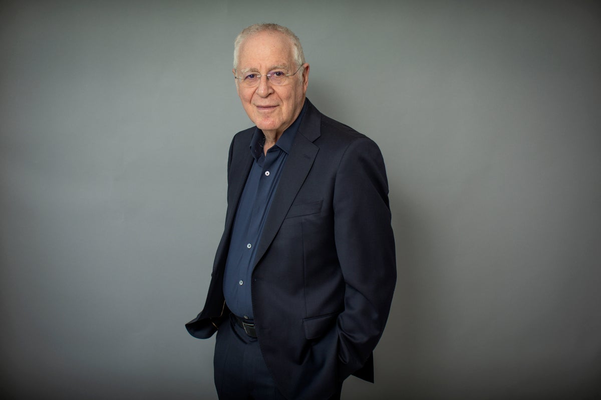 'Hamilton' author Ron Chernow's new book takes on an icon of American letters, Mark Twain