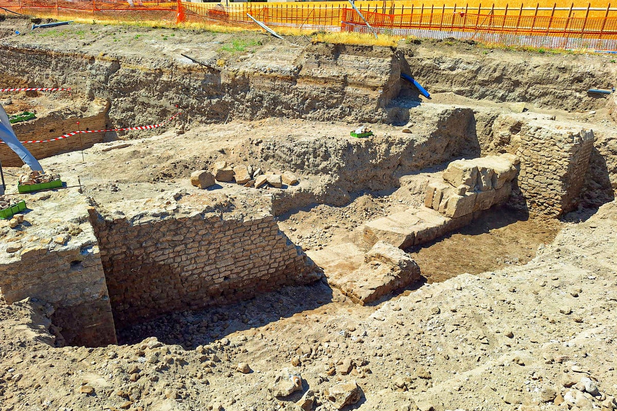 The ancient papal palace discovered under Rome