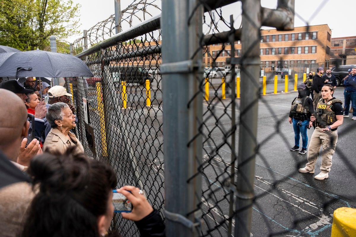 ‘We will arrest you’: DHS warns members of Congress after mayor Ras Baraka arrested at ICE detention center