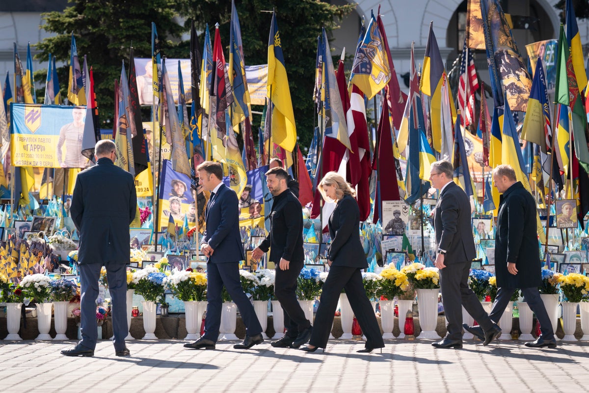 Watch: European leaders join Zelensky to lay flowers at war memorial in Kyiv