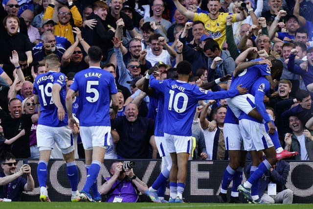 <p>Everton kept on strong ahead of their Goodison Park farewell next weekend</p>