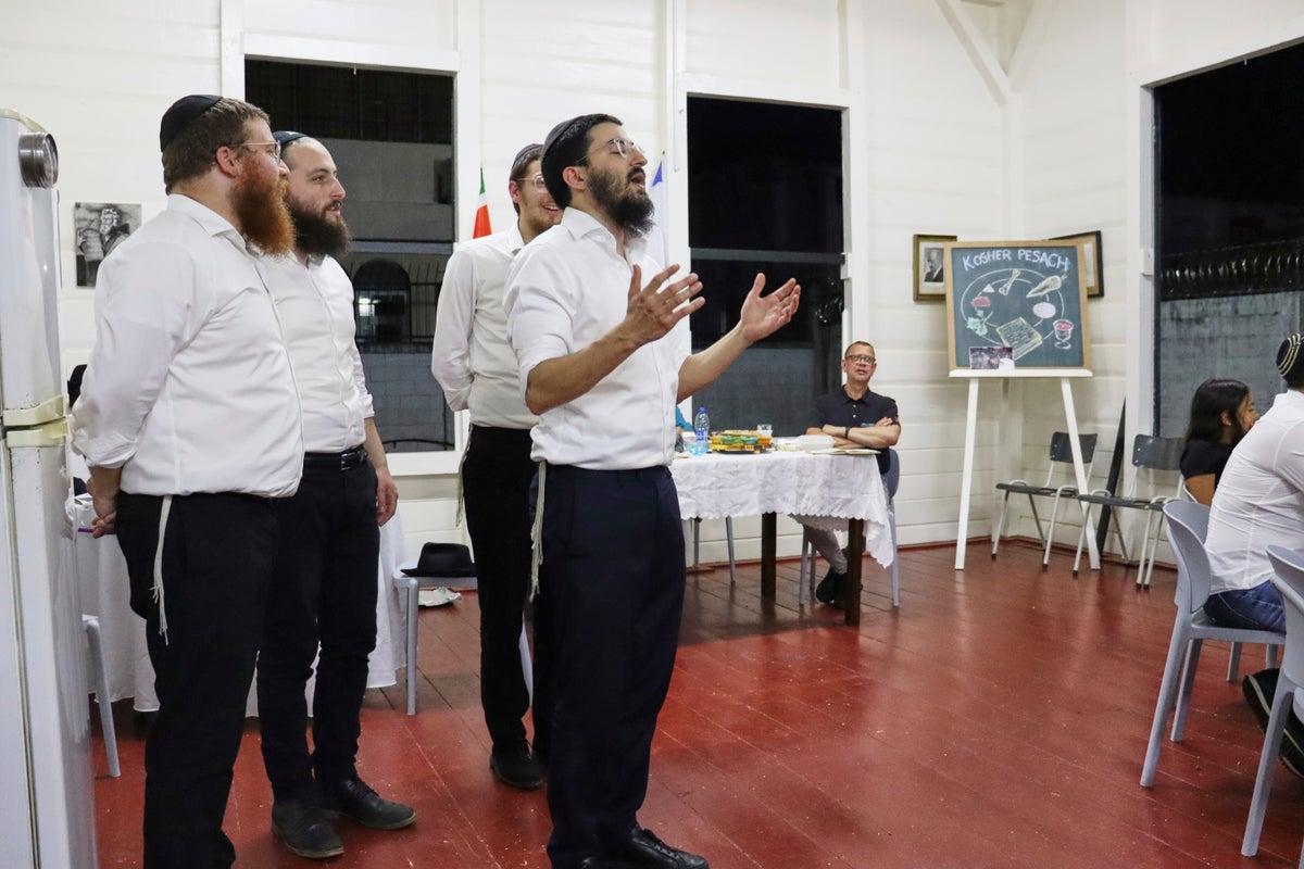 Dutch-led Suriname team digitizes 100,000 documents to preserve Jewish history in the Caribbean