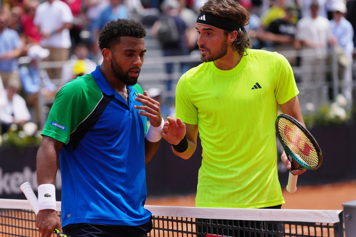 Stefanos Tsitsipas and Arthur Fils in heated Italian Open handshake as umpire steps in