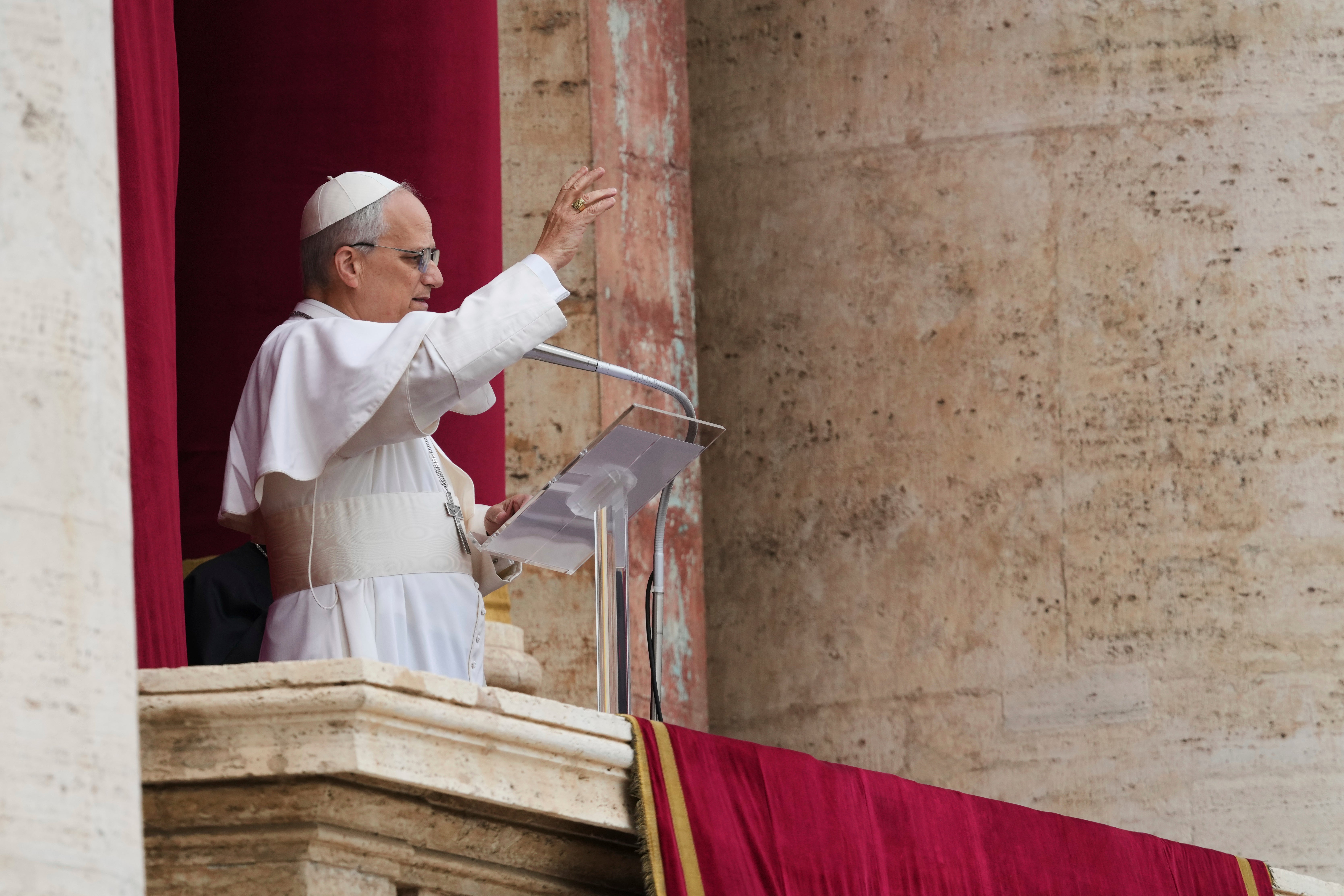 ‘No more war!’ the pope said, delivering his speech in Italian