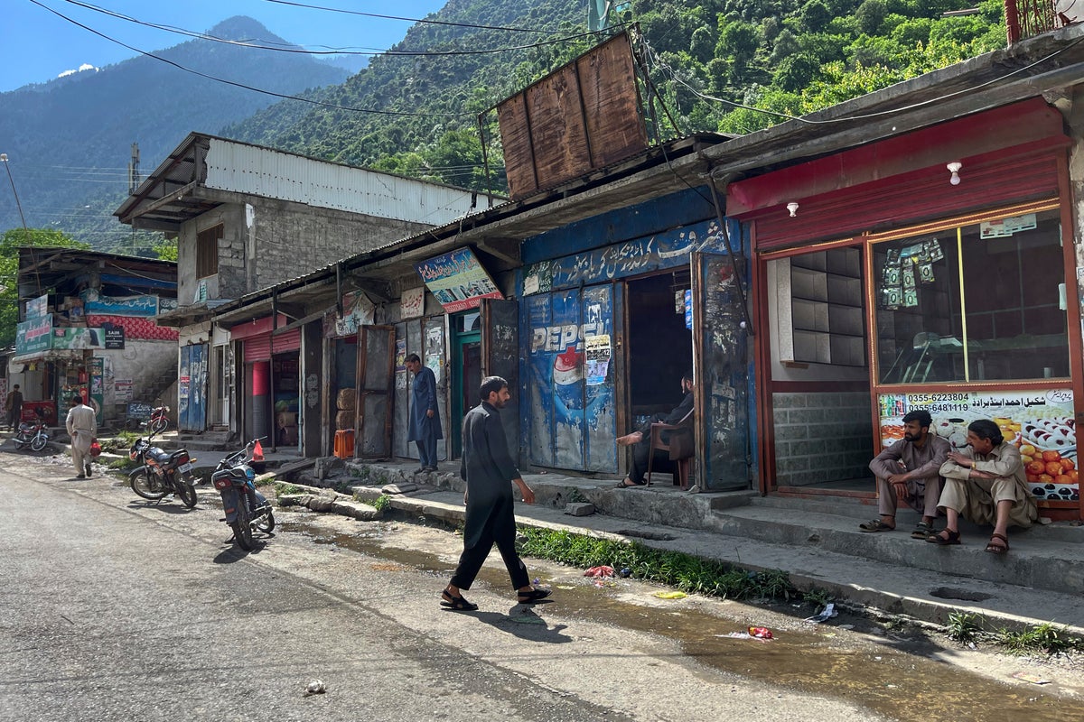 Unease lingers in Kashmir despite ceasefire between India and Pakistan