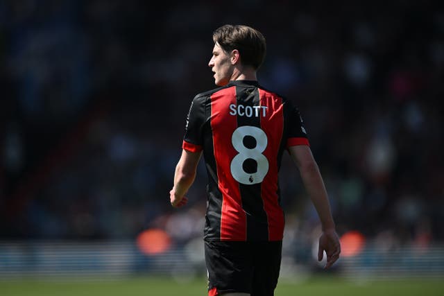 <p>Alex Scott suffered a fractured jaw according to his manager</p>