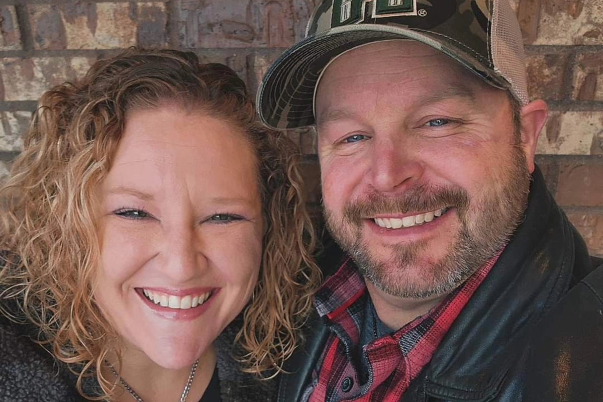 Nebraska man stabbed entire family to death before turning knife on himself, police say