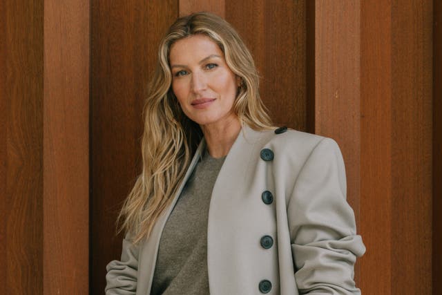 <p>Gisele Bündchen shares Mother’s Day photos amid social media hiatus</p>
