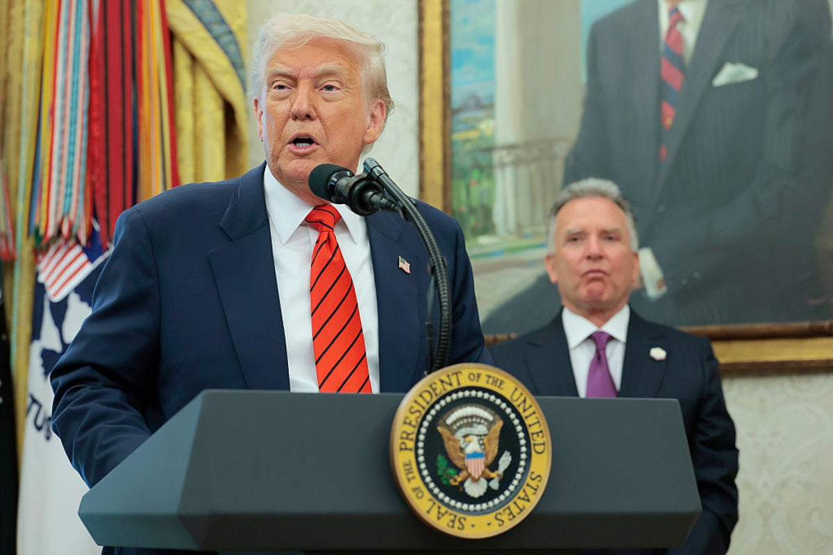 Trump live: President asks drugmakers to voluntarily lower prices but offers no plan to enforce it